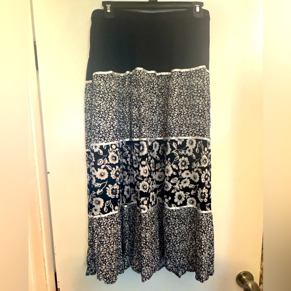 Women’s Plus size peasent skirt